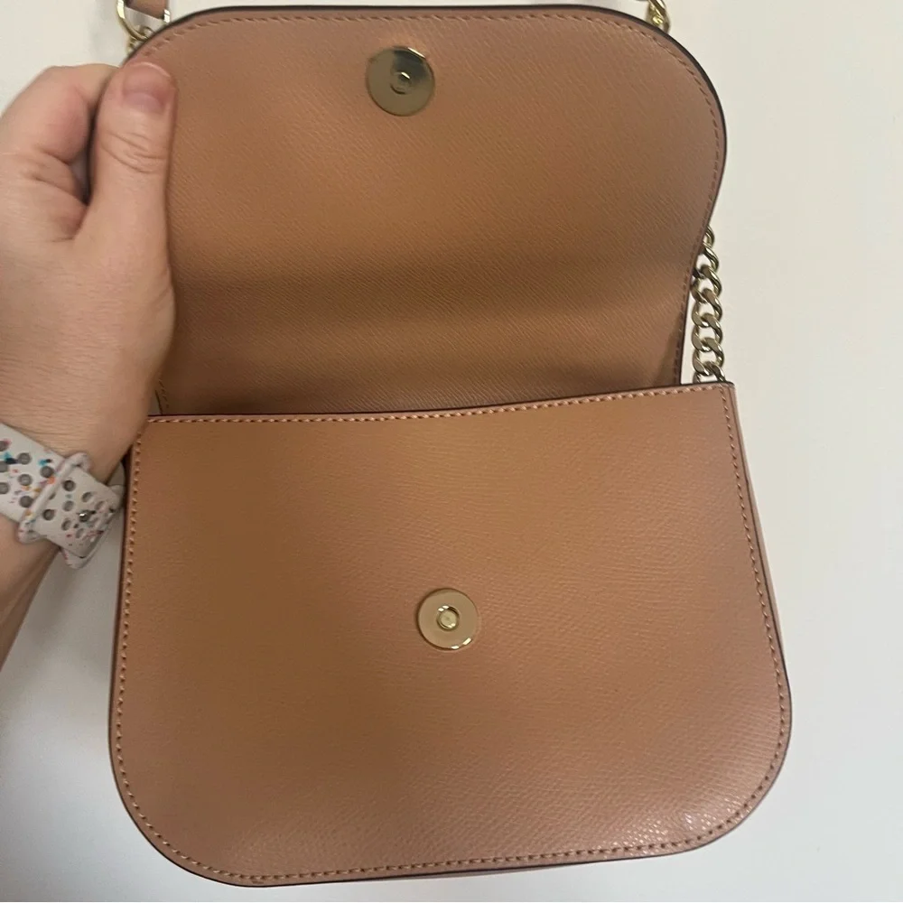 DKNY NWT Felicia Large Top‎ Handle Leather Crossbody Bag Tan Cocktail Wedding
